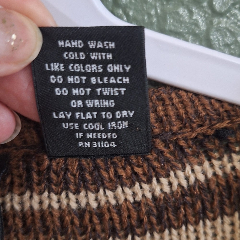 Cardigan - Picture 4 of 8